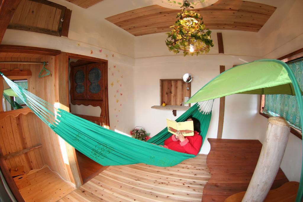 Katsuo Guest House Коти Экстерьер фото