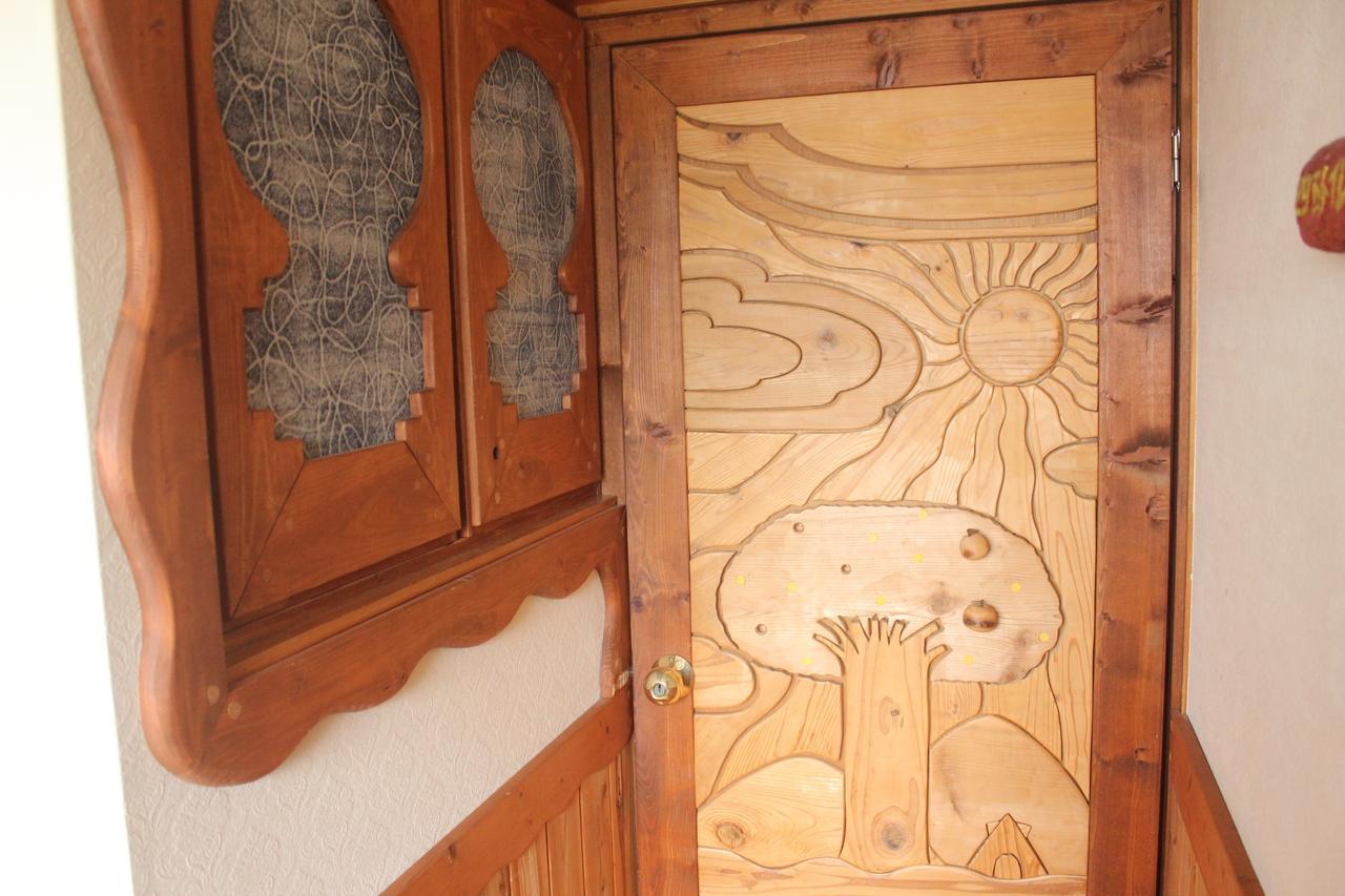 Katsuo Guest House Коти Экстерьер фото