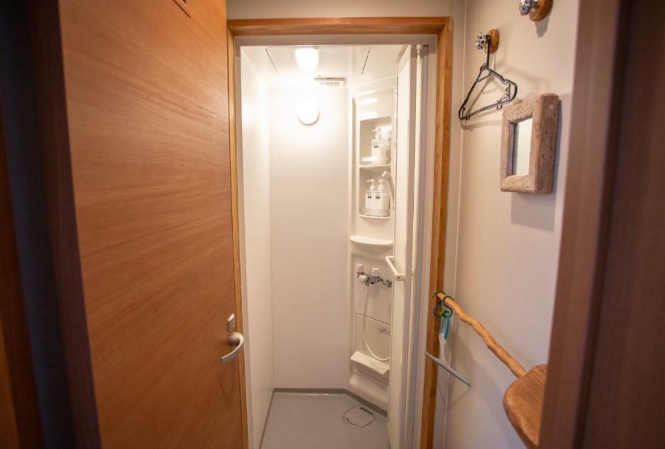 Katsuo Guest House Коти Экстерьер фото