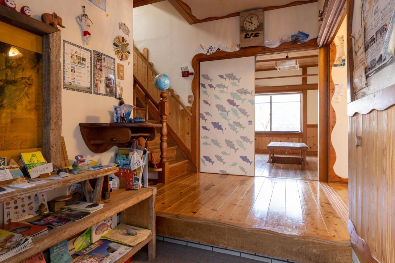 Katsuo Guest House Коти Экстерьер фото